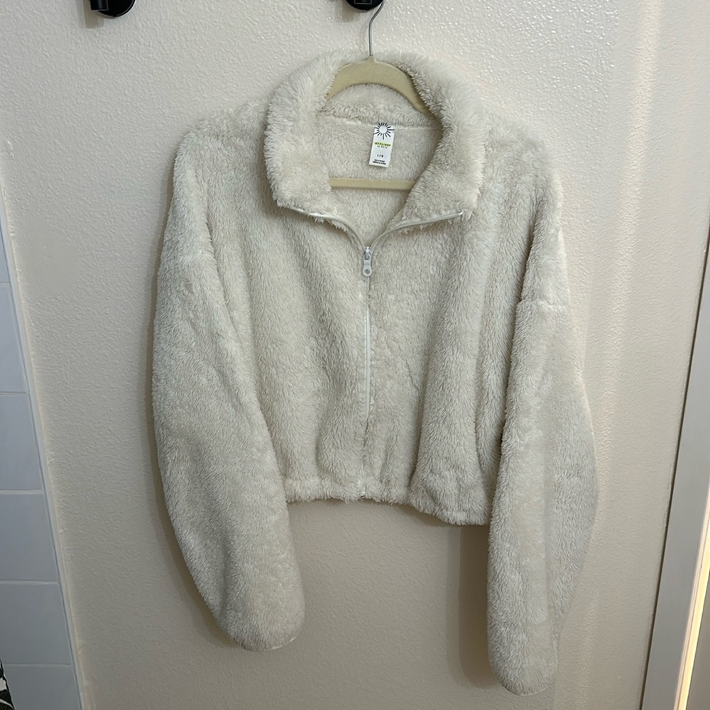 Aerie Offline Fuzzy Cream Cropped zip jacket